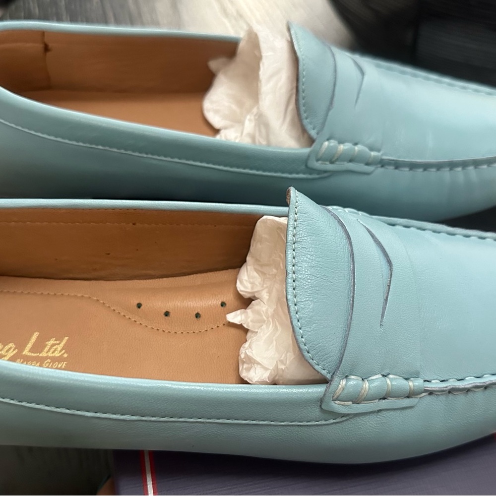 New! Leather penny loafers in light blue size 10M - Picture 3 of 6